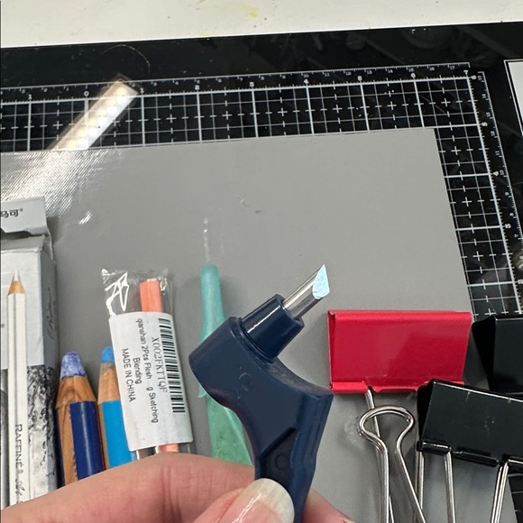 Crafting tools - Picture 7 of 11